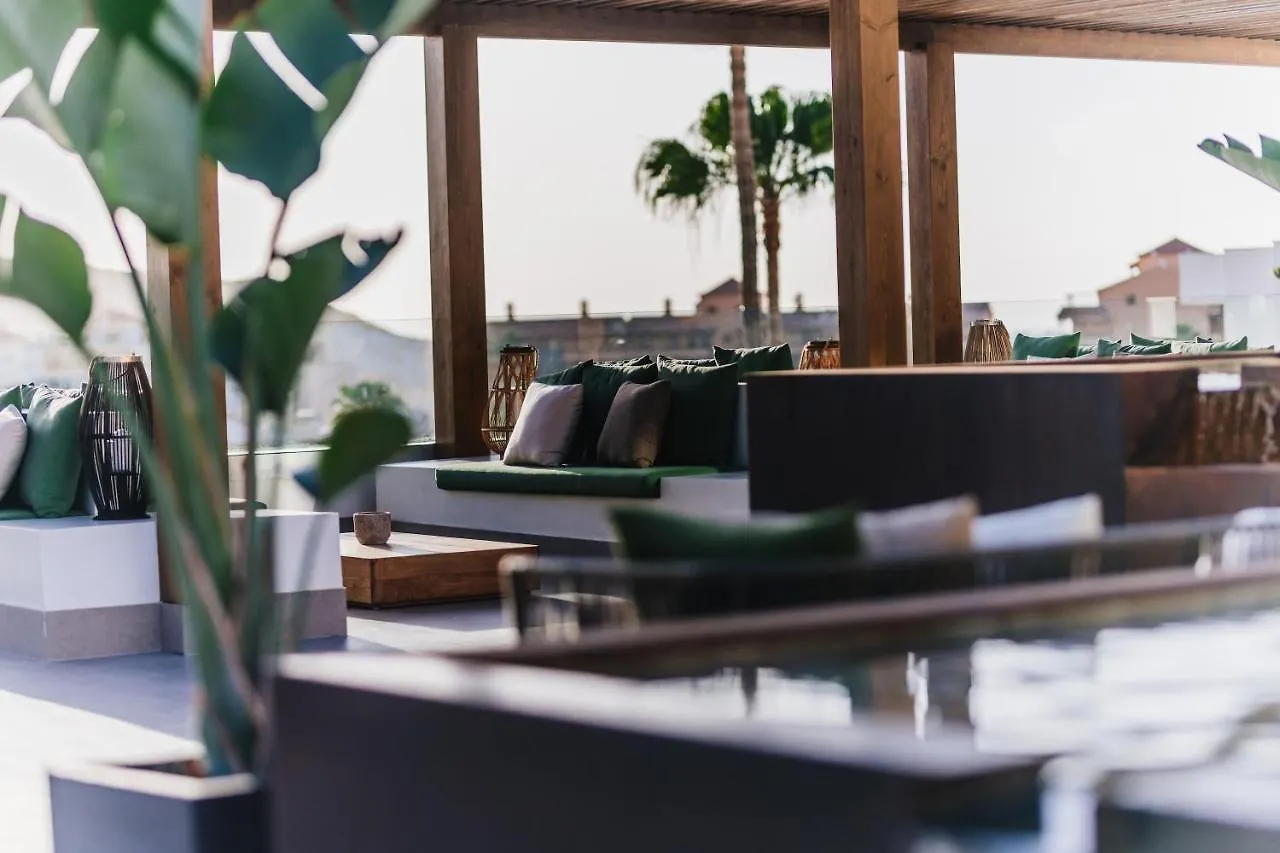 Ohasis Boutique Suites 阿罗纳